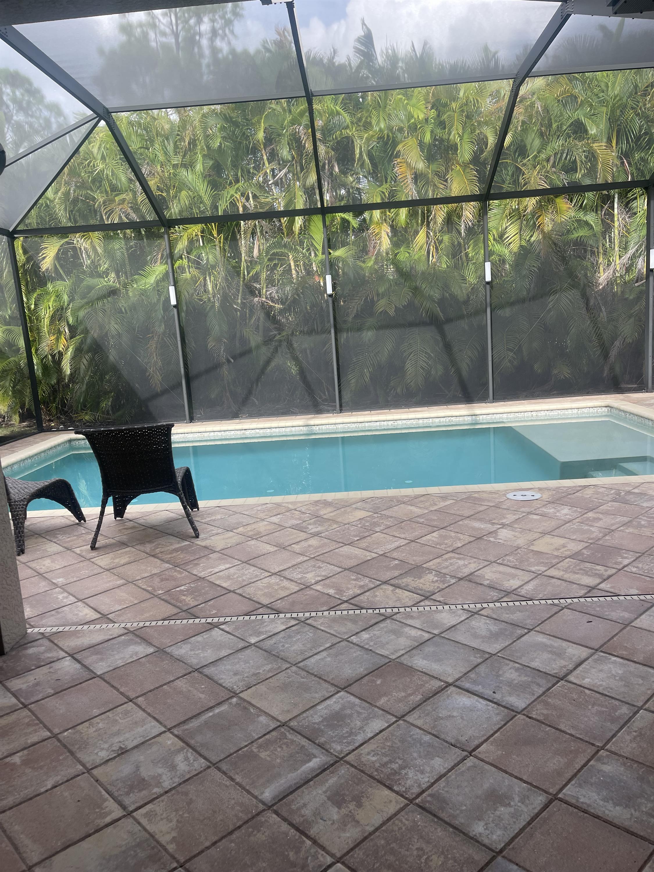 9251 Isla Bella Circle